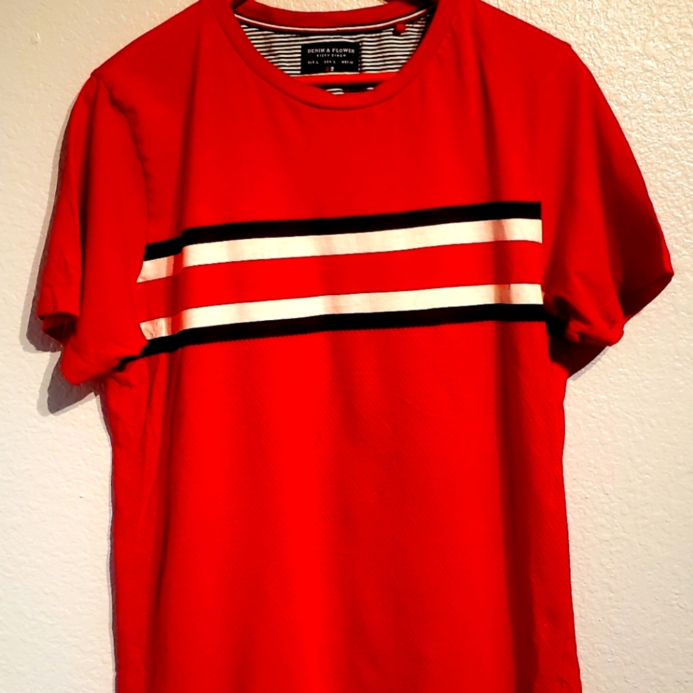Denim and flower bright red t-shirt